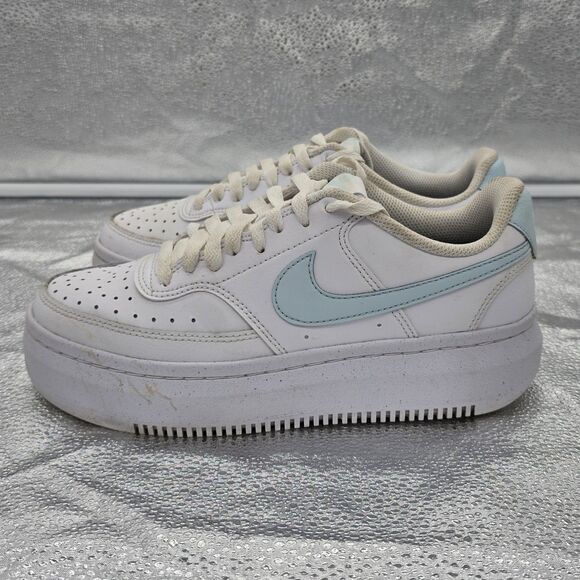 Women's Nike Court Vision Alta Platform Sneakers Size 8.5 White Light Blue - Picture 3 of 9